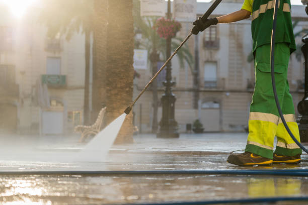 Best Factory Floor Cleaning  in Harper, TX